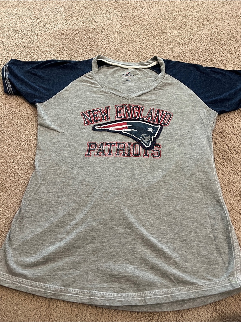 Majestic New England Patriots Grey and Navy Raglan Tee